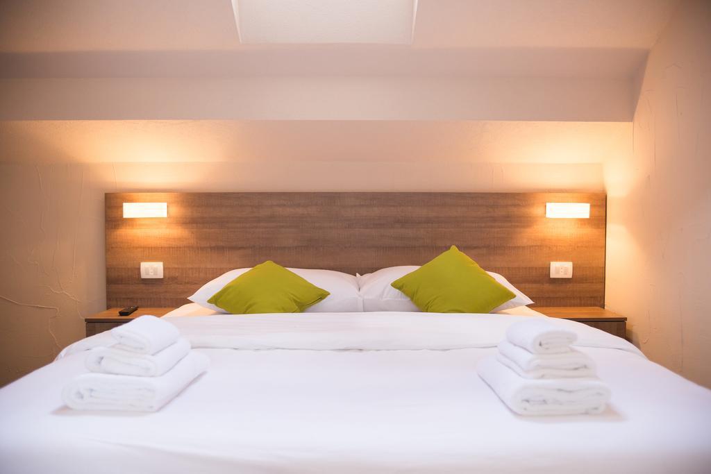 ספליט Hotel Diocletian Palace Experience Adults Only חדר תמונה